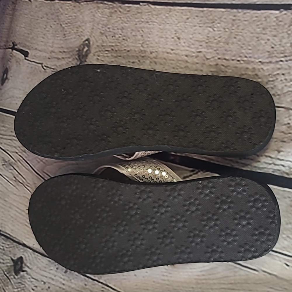 Flip flops - Picture 3 of 3